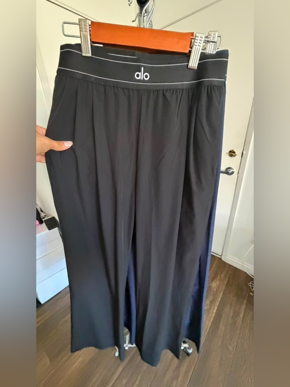 Yoga Black Wide-Leg Flow Pants